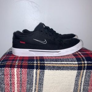 Supreme\Nike sb gts sneakers
